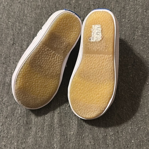 Keds White and Black Classic Toddler Sneakers - Picture 4 of 6